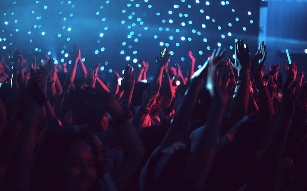 Muzyczne Święto Łodzi: Wielkie Gwiazdy i Obiecujące Talenty na Festiwalu Great September