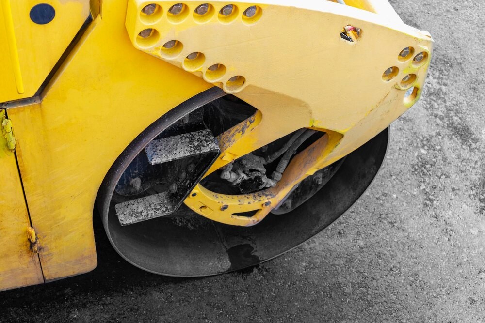 Zamknięcie przejazdu kolejowego na DW 713: Przygotuj się na objazdy!